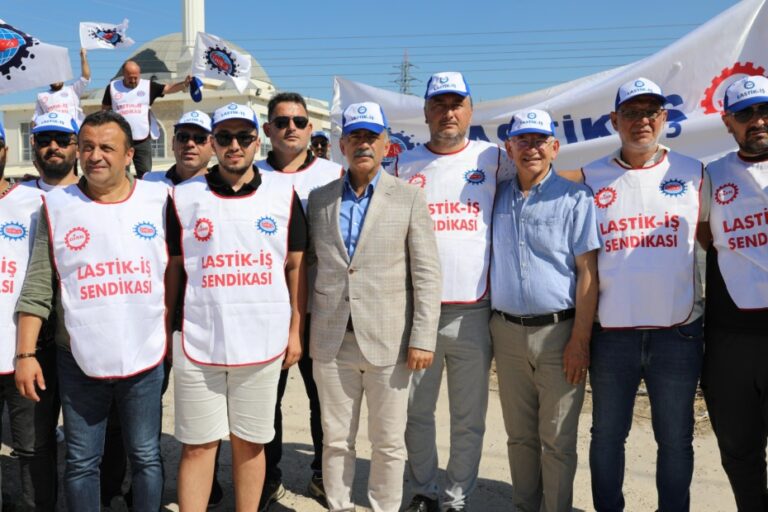 Başkan Deviren’den sendikalı işçilere destek
