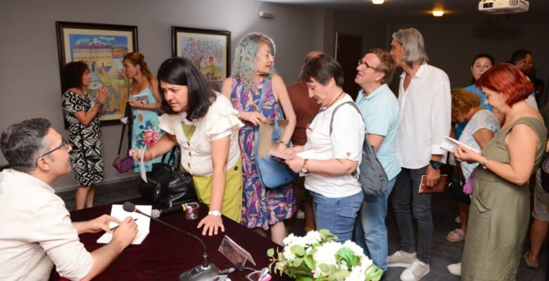 Ali İpek Yazıevi Buluşmaları’na katıldı  