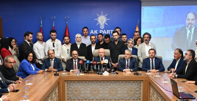 Ak Parti’nin Kuruluşunun 23. Yılı Bursa’da da Kutlandı