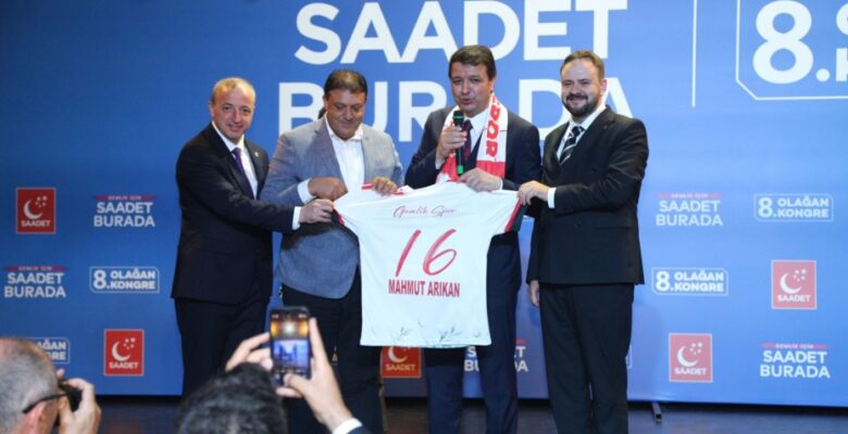 SAADET GEMLİK’TE KONGRE COŞKUSU