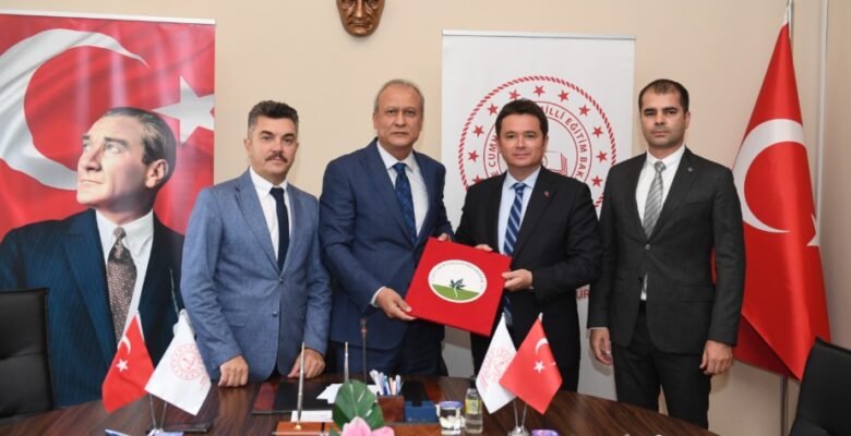 Üniversiteye hazırlanan öğrencilere Osmangazi desteği
