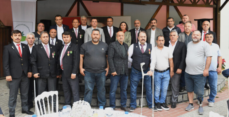 Başkan Erkan Aydın şehit yakınları ve gaziler ile bir araya geldi