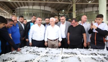 Başkan Bozbey’den ‘Vira Bismillah’ diyen balıkçılara ziyaret