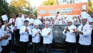 Gastronomi Festivali’nde ‘Bursa süt helvası’ rekor denemesi