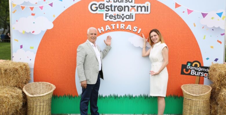 Bursa Gastronomi Festivali’nde 3 günde 500 bin ziyaretçi