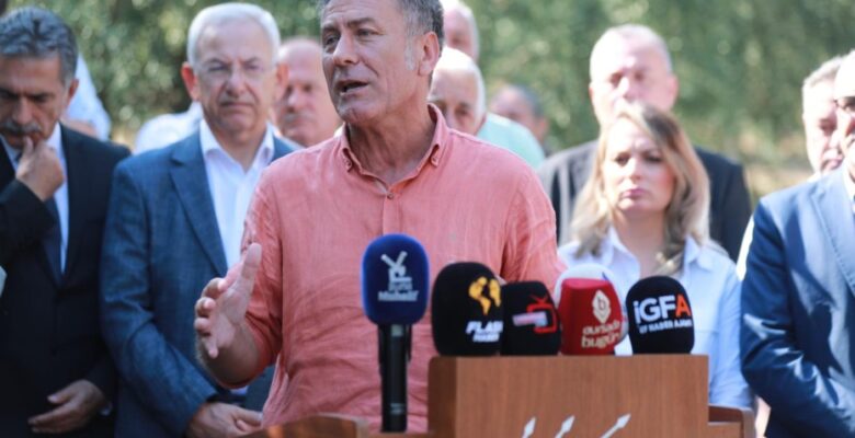 Orhan Sarıbal’dan kapatılmaya zorlanan Anadolu Lisesi hakkında soru önergesi