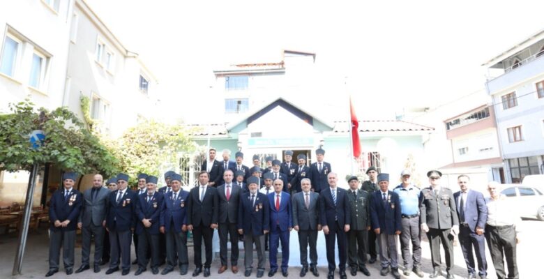 İNEGÖL’DE KURTULUŞUN 102. YILI KUTLAMALARI RESMİ TÖRENLERLE BAŞLADI
