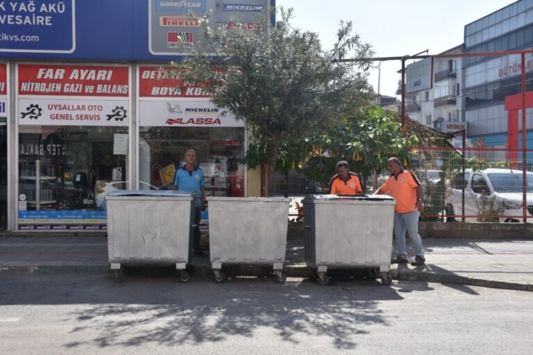 Gemlik’te dört koldan temizlik