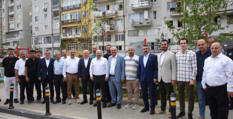 BAŞKAN YILMAZ GÖKDERE PAZARI ESNAFI İLE BULUŞTU 