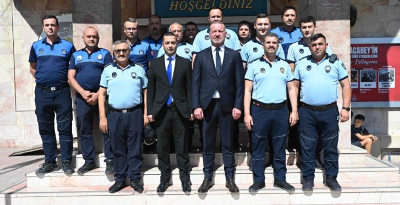 Karacabey’de kaldırım işgaline geçit yok