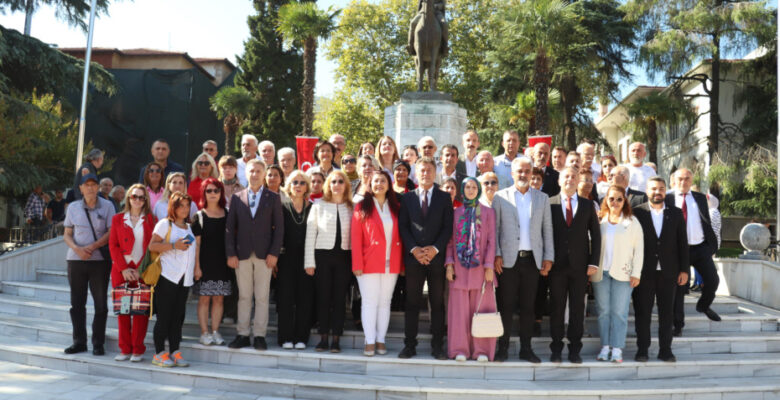 Bursa’da CHP’nin 101. kuruluş yıl dönümü kutlandı