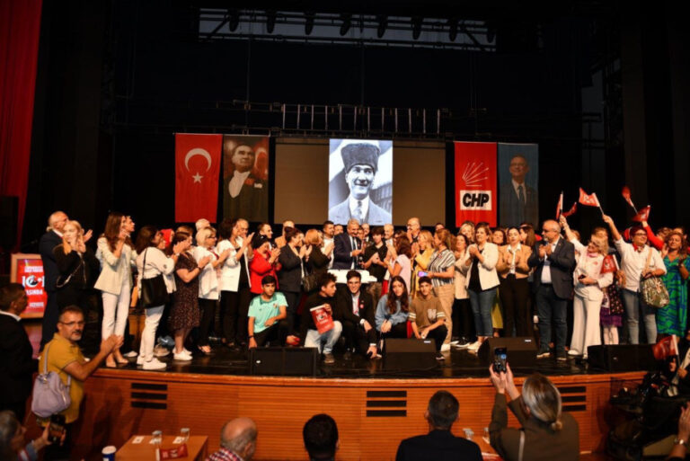 CHP Bursa’dan coşkulu 101. yıl kutlaması