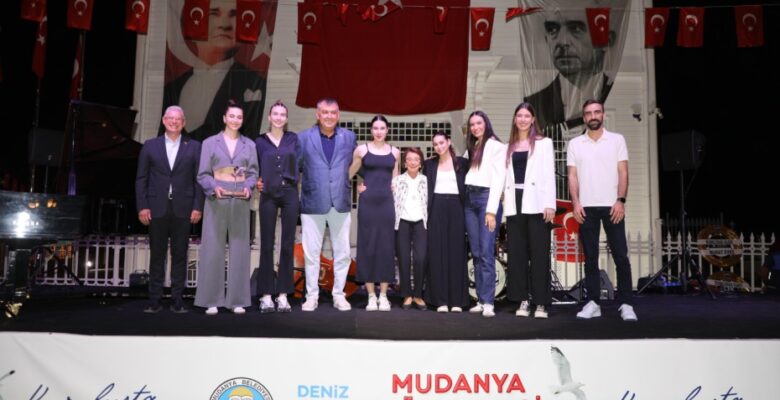 MÜTAREKE 102. YIL ETKİNLİKLERİNE GÖRKEMLİ FİNAL