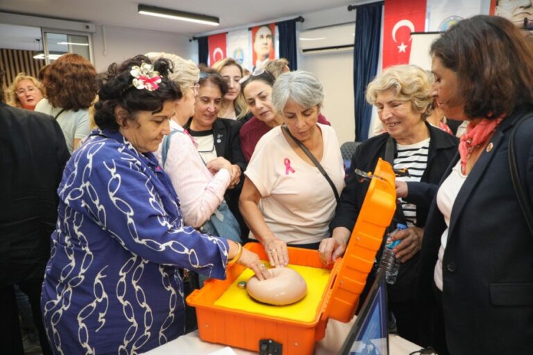 MEME KANSERİNDE “ERKEN TEŞHİS HAYAT KURTARIR”