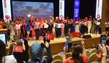 TÜRKİYE’NİN DÖRT BİR YANINDAN AİLELER MOMTALKS’TA BULUŞTU