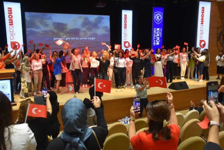 TÜRKİYE’NİN DÖRT BİR YANINDAN AİLELER MOMTALKS’TA BULUŞTU