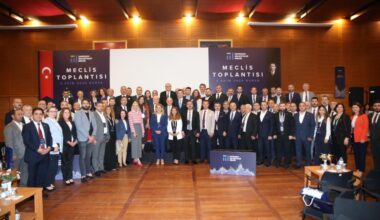 Başkan Bozbey, “Devasa kesintiler bizleri ve Bursa halkını zor duruma düşürmektedir”