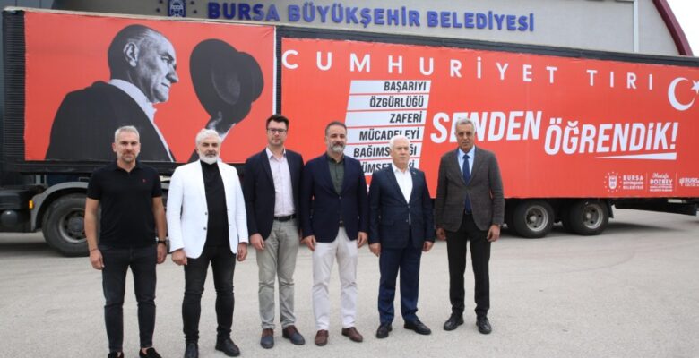 29 Ekim coşkusu ‘Cumhuriyet Tırı’ ile Bursa’yı sarıyor