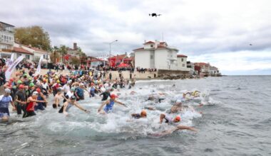 MUDANYA TRİATLONU’NA REKOR KATILIM