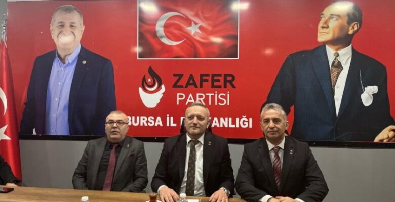 Zafer Partisi Bursa’dan “Kitaplar Bizden Çalışması Sizden” Kampanyası!