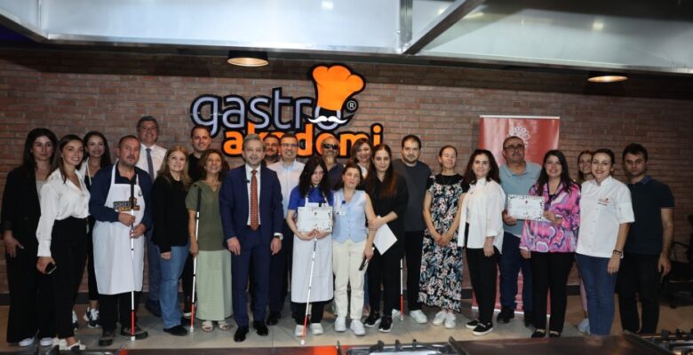 Beyaz Baston Günü’nde farkındalık yaratan atölye çalışması