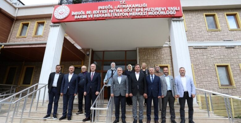 BAŞKAN ALPER TABAN’DAN İTFAİYE PERSONELİ VE HUZUR EVİ SAKİNLERİNE ZİYARET