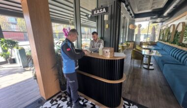 ZABITA EKİPLERİ KAFELERİ MERCEK ALTINA ALDI