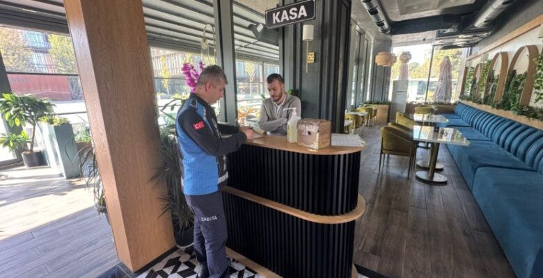 ZABITA EKİPLERİ KAFELERİ MERCEK ALTINA ALDI