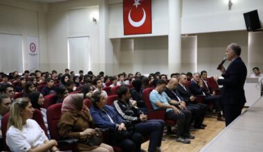 İNEGÖL’ÜN GELECEĞİ GENÇLERİN FİKİRLERİYLE ŞEKİLLENİYOR