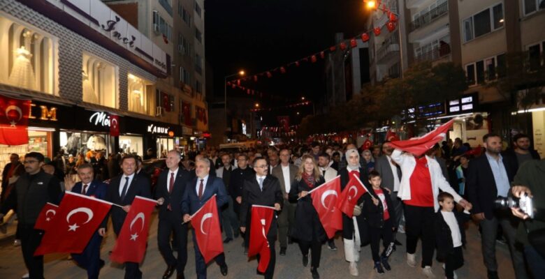 İNEGÖL’DE CUMHURİYETİN 101. YILI COŞKUSU