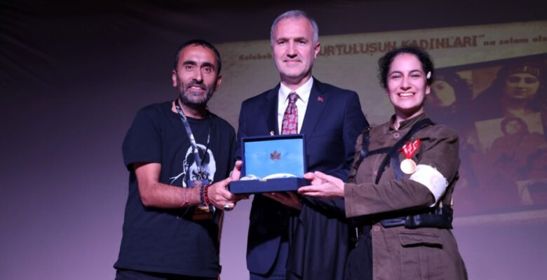 KURTULUŞUN ÖLÜMSÜZ KADINLARI İNEGÖL’DE HAYAT BULDU