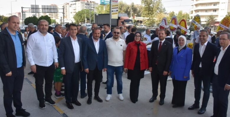 BÜŞRA SIRAKAYA ECZANESİ YENİ YERİNDE HİZMETE AÇILDI