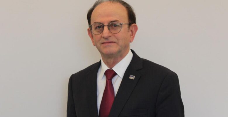 ‘Cumhuriyeti Çoğulcu Demokrasiye Çevirelim’