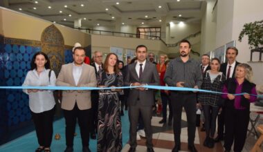 YILDIRIM’DA RESM-İ MEKAN SERGİSİ AÇILDI YILDIRIM’DA RESM-İ MEKAN SERGİSİ AÇILDI