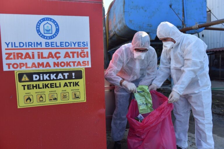 YILDIRIM’DA 580 KİLOGRAM ZİRAİ İLAÇ ATIK KUTUSU TOPLANDI