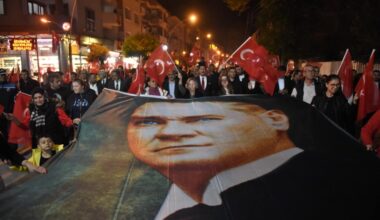 CUMHURİYET COŞKUSU YENİŞEHİR’İ SARDI