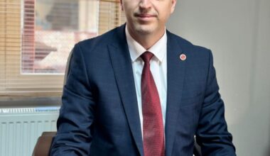 CİHANGİR DİNÇ, VURUN ARTIK MEŞHUR KAZMAYI
