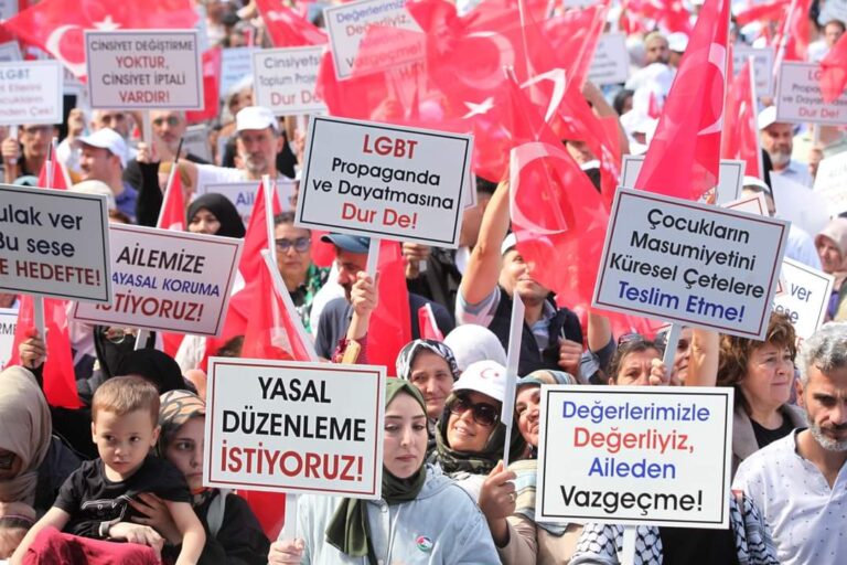 Bursa Aile Platformundan LGBT Tepkisi