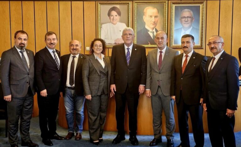 İYİ PARTİ HEYETİ TBMM’DE