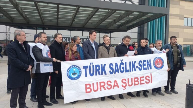 AİLE HEKİMLERİMİZ VE AİLE SAĞLIĞI ÇALIŞANLARIMIZIN HER ZAMAN YANINDAYIZ