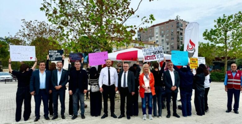 Zafer Partisi Gemlik; “Kadına Yönelik Şiddete Susmayacağız”