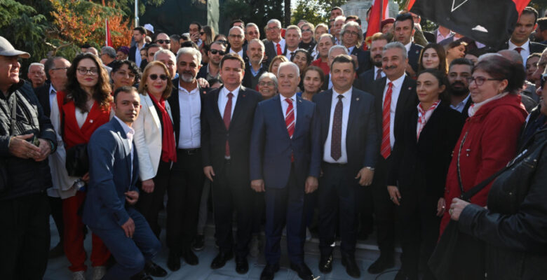 CHP BURSA İL BAŞKANLIĞI CUMHURİYET’İN 101. YILINI COŞKUYLA KUTLADI