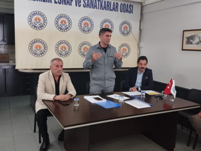 Esnaf Odasında Emlakçılara Eğitim