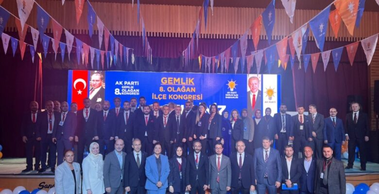 Ak Parti Gemlik’te Mehmet Taşar ve Yönetimine Güvenoyu