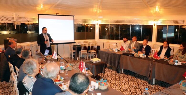 TOSYÖV BURSA’DAN FİNANSAL OKURYAZARLIK EĞİTİMİ