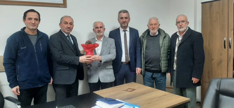 Gemlik İHH’dan Öğretmenler Günü Kutlaması