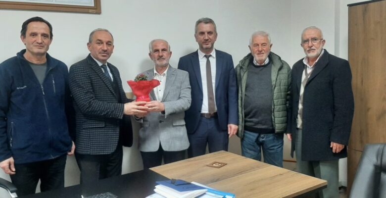 Gemlik İHH’dan Öğretmenler Günü Kutlaması