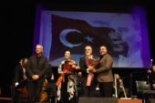 Bursa’da Atatürk’ün sevdiği şarkılar seslendirildi