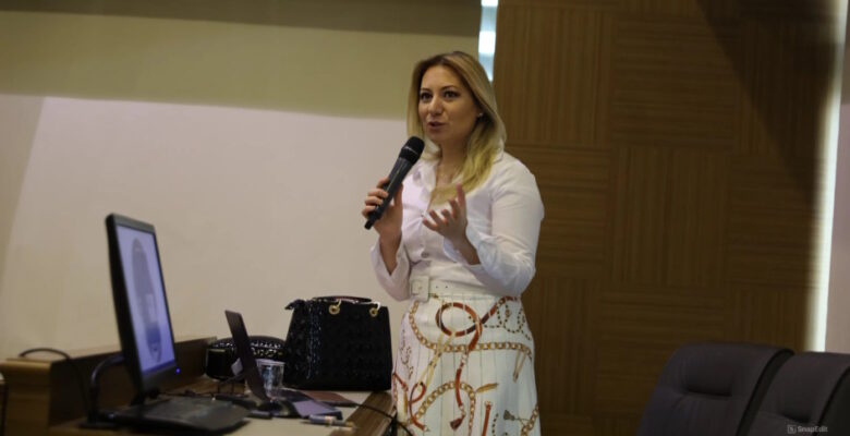 Personele ‘Etkili iletişim ve beden dili’ eğitimi