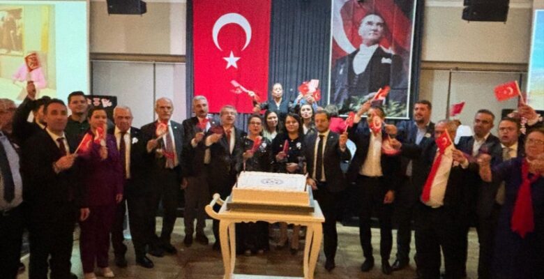 Gürhan Akdoğan; “ADD Teğmenlerimizin Yanındadır”